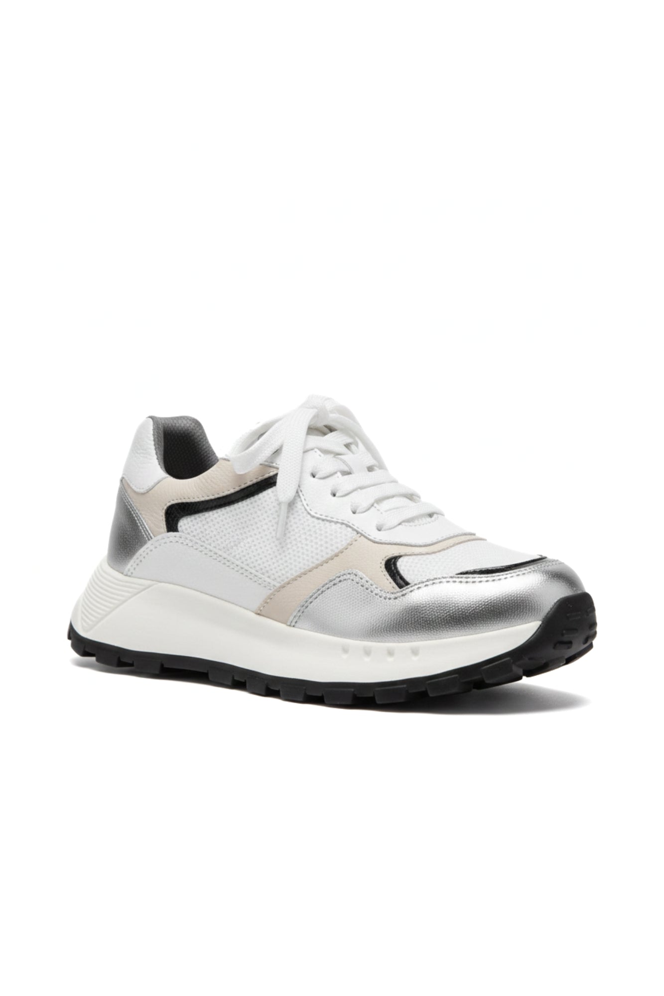 BADDIE SNEAKERS