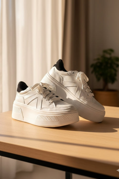 BRATZ SNEAKERS - WHITE