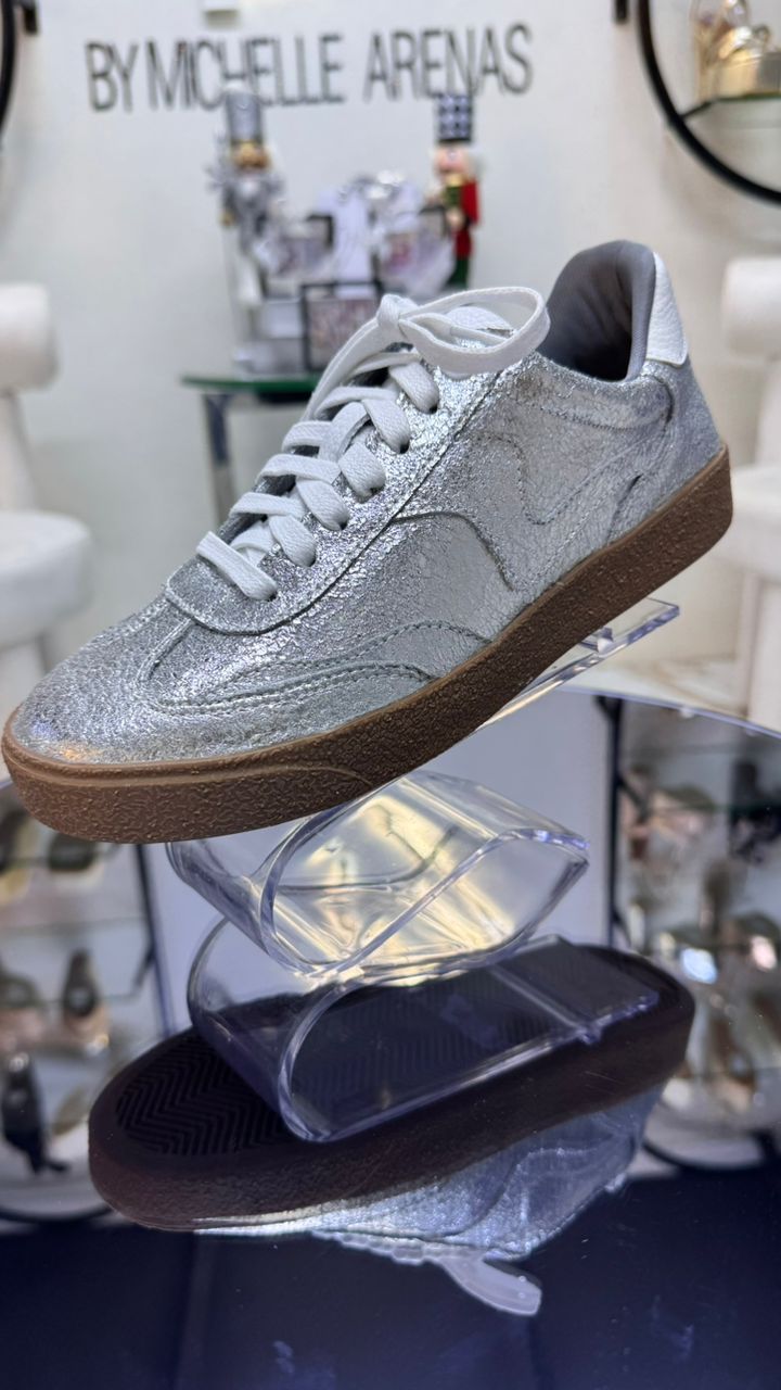 CORAL SNEAKERS