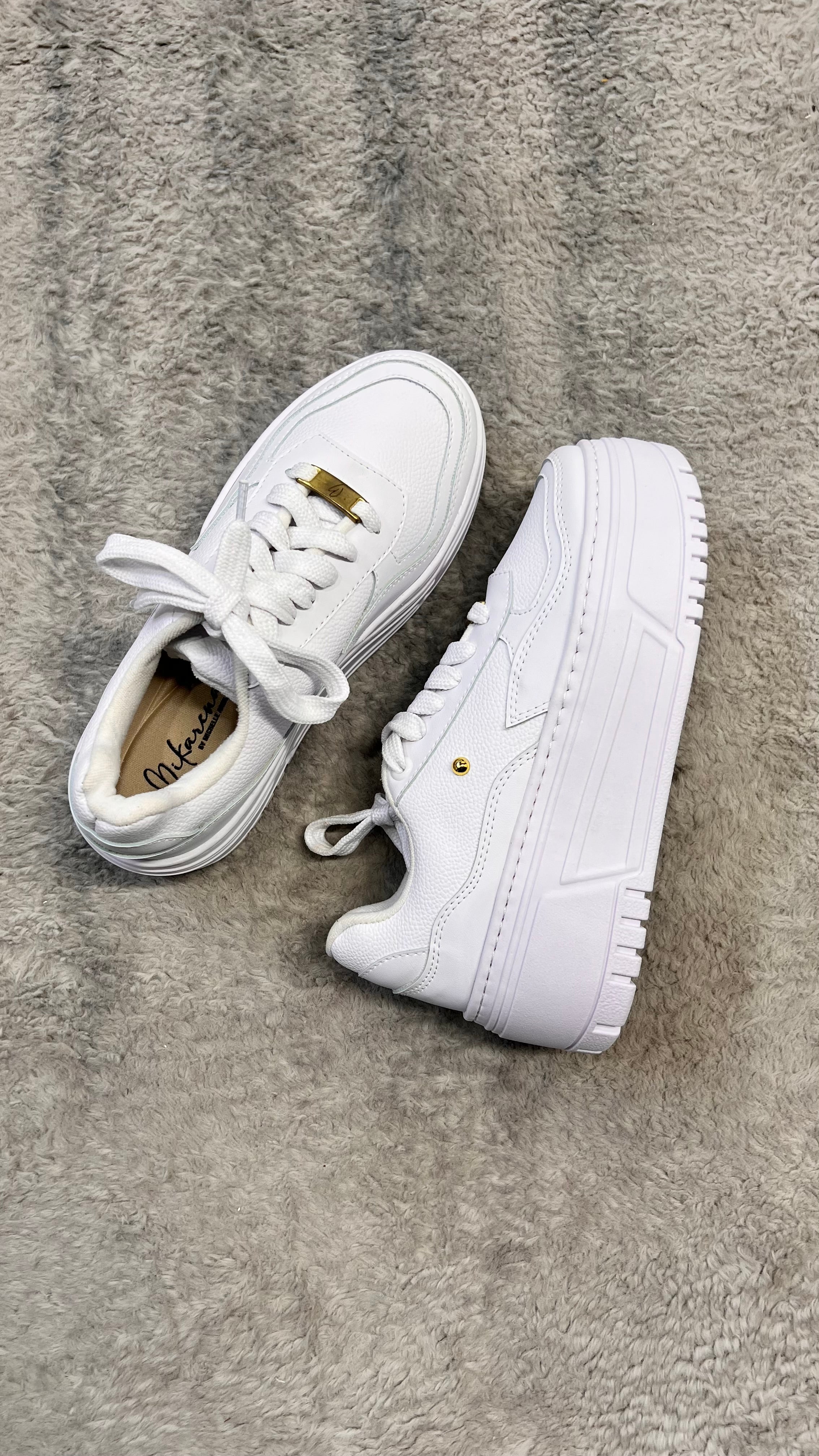STAR SNEAKERS - WHITE
